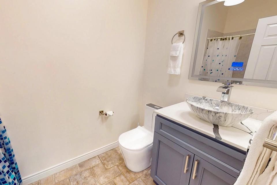 Monterra Cottage Image 3