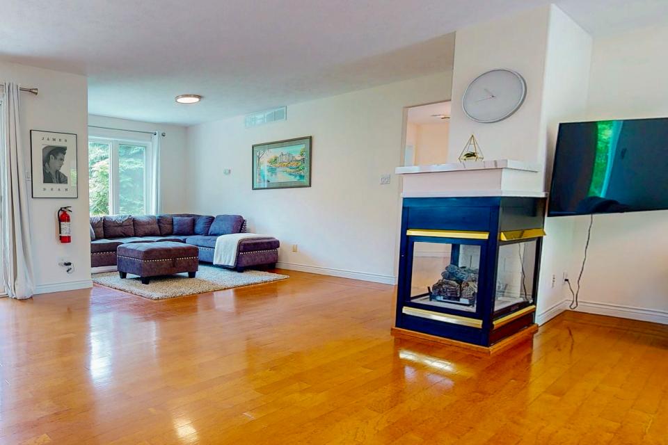 Monterra Cottage Image 4