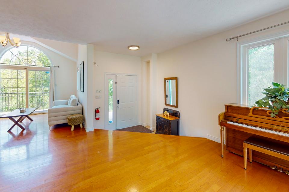 Monterra Cottage Image 6