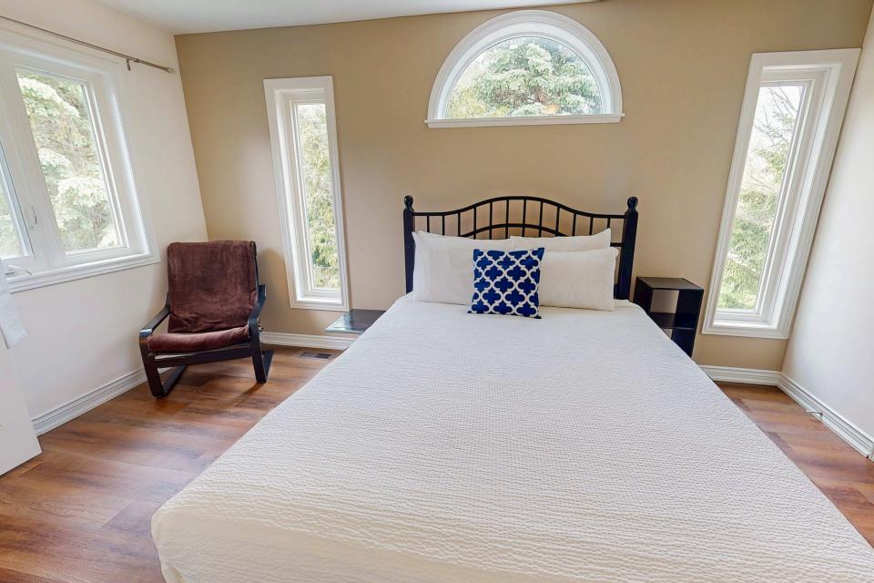 Monterra Cottage Image 9